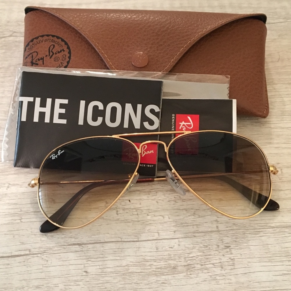 Ray Ban Aviator Classic- gold with brown lenses